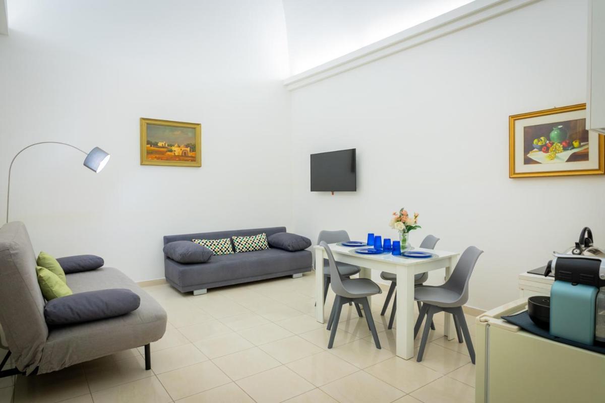 Antica Dimora Capruzzi Apartment Bari Bagian luar foto